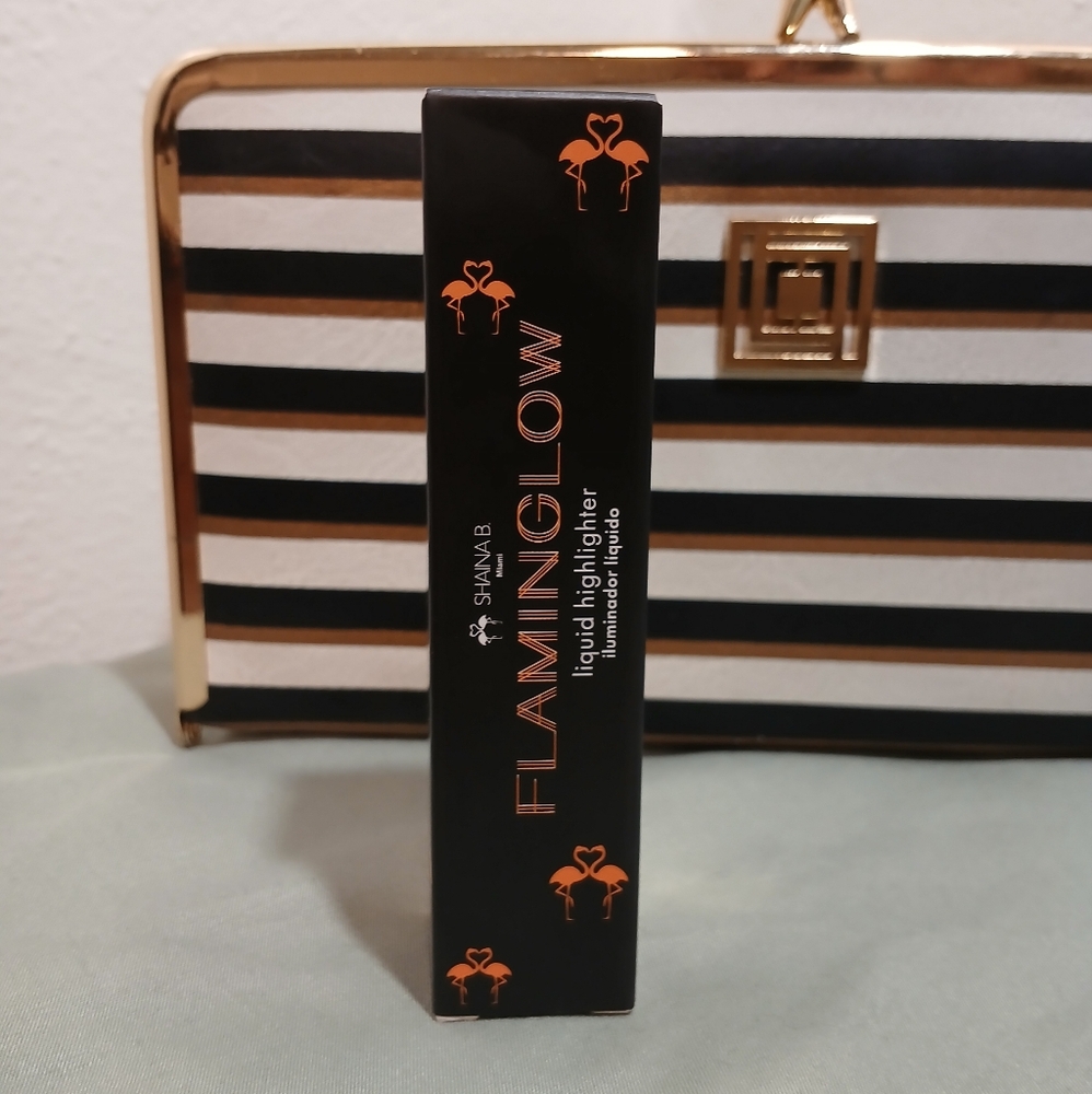 Shana B Flaminglow Liquid Highlighter